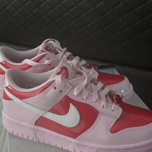 Nike Women's Pink and Red Sneakers